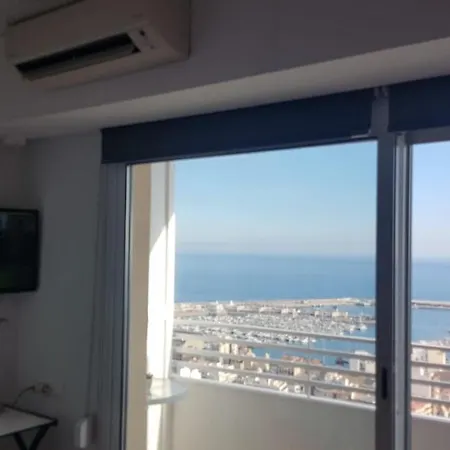 Ξενοδοχείο με διαμερίσματα Cozy Riscal Studio 1 Alicante Αλικάντε